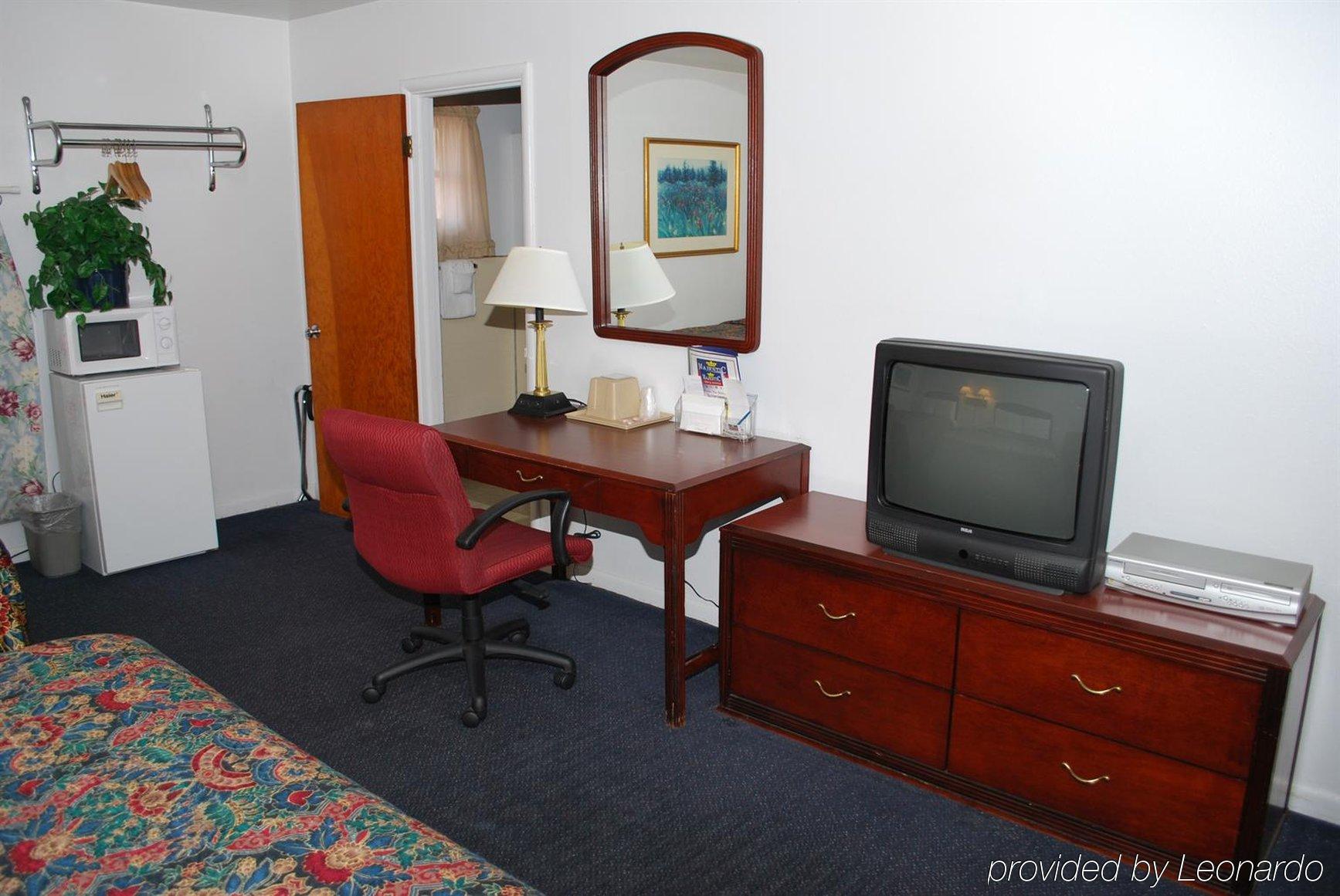 Majestic & 2* Klamath Falls