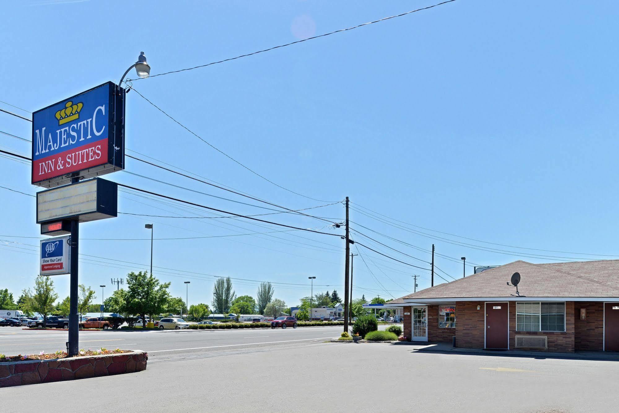 Motel Majestic & Klamath Falls